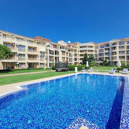Menada Royal Bay 2 Apartment
